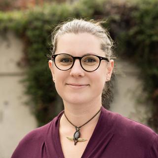 Julika Pape Headshot