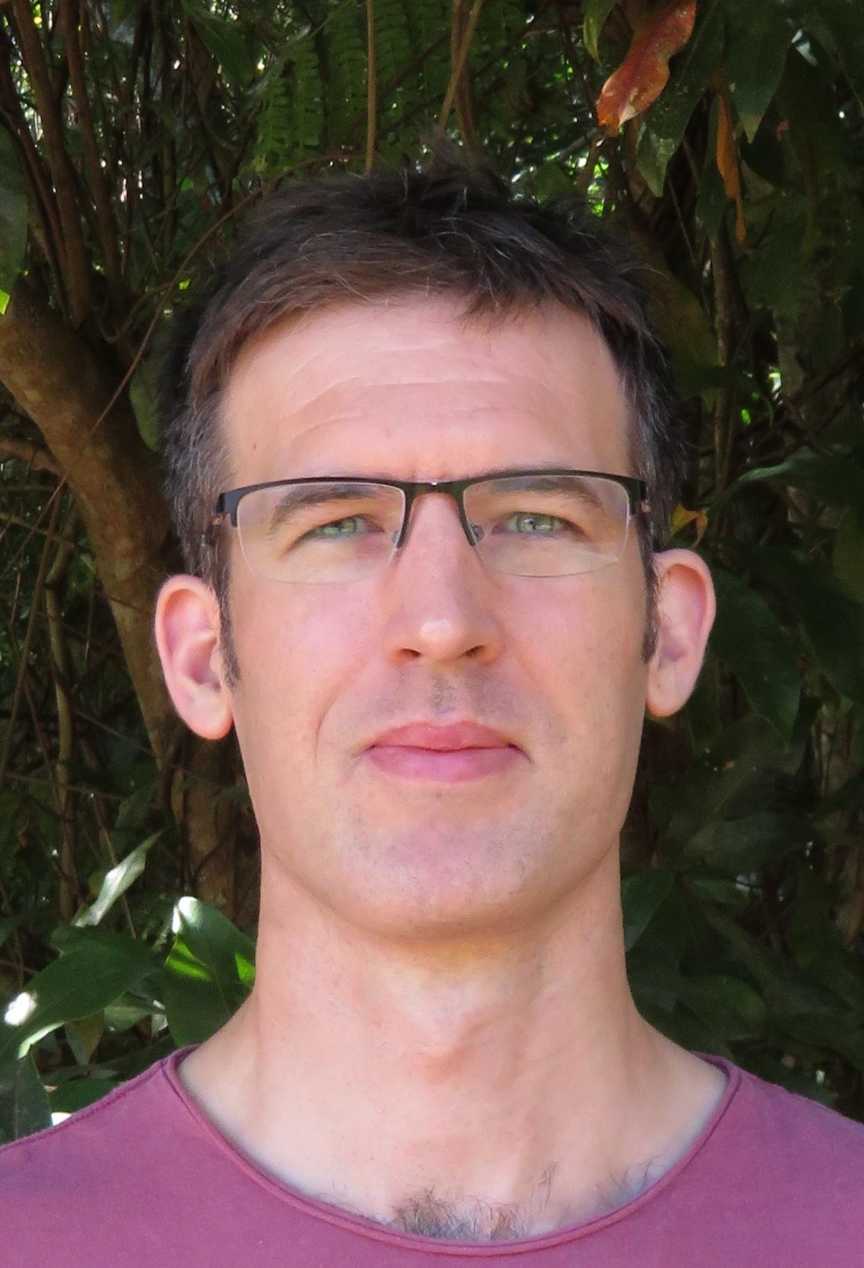 Dr Sean Sloan